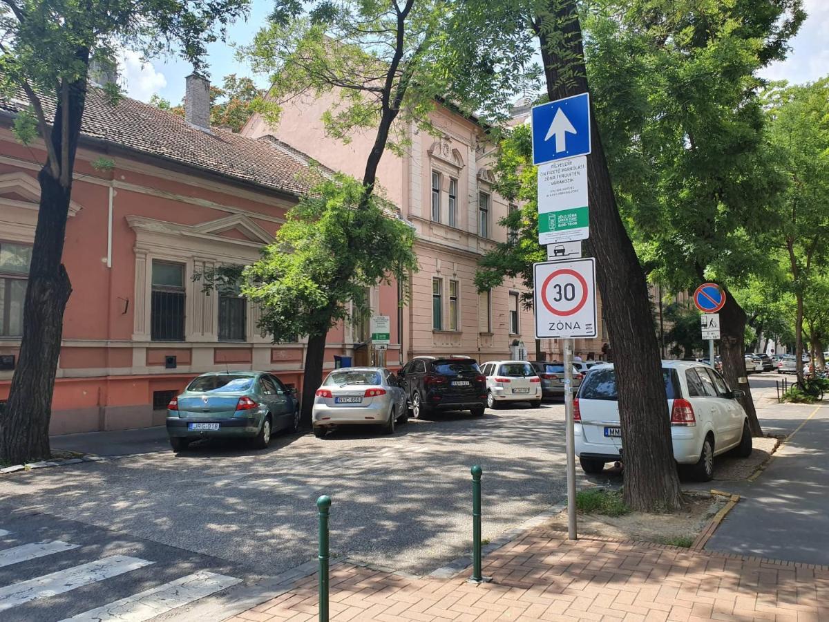 Pompar Belvarosi Apartman Segedin Dış mekan fotoğraf